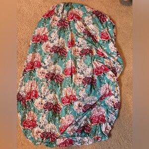 Posh Peanut Crib Fitted Sheet

Floral Patterned